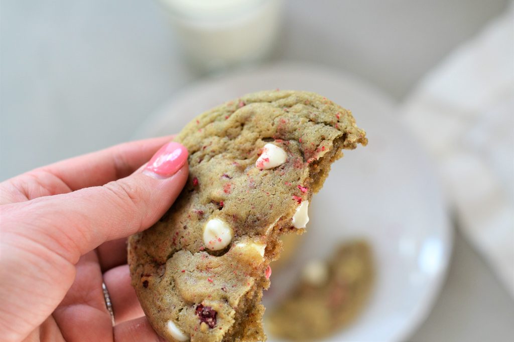 white chocolate raspberry cookies