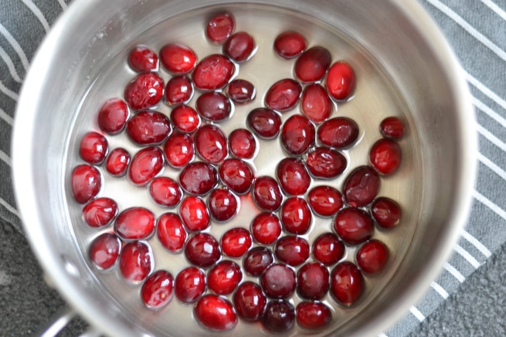 Cranberry Vodka Spritzer - Home Sweet Table - Healthy, Fresh, And ...