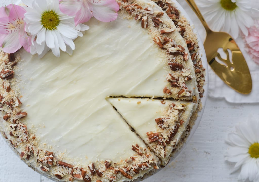 carrot cake with coconut 