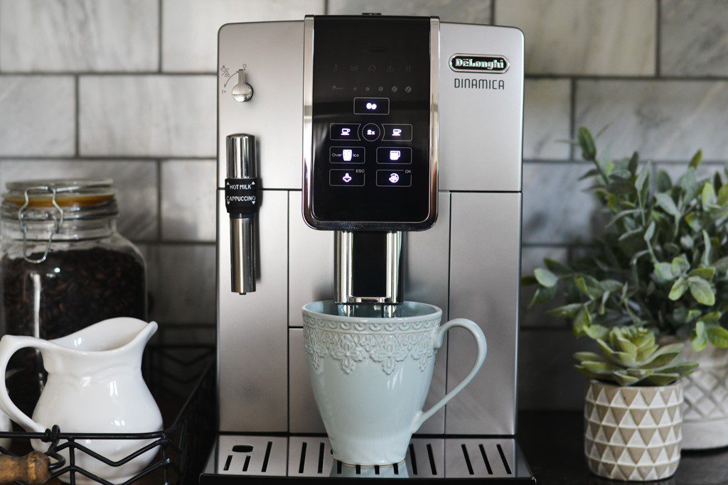 community Overtake disinfectant My Honest Review of the Dinamica Espresso Machine DeLonghi - Home Sweet  Table - Healthy, fresh, and simple family-friendly recipes