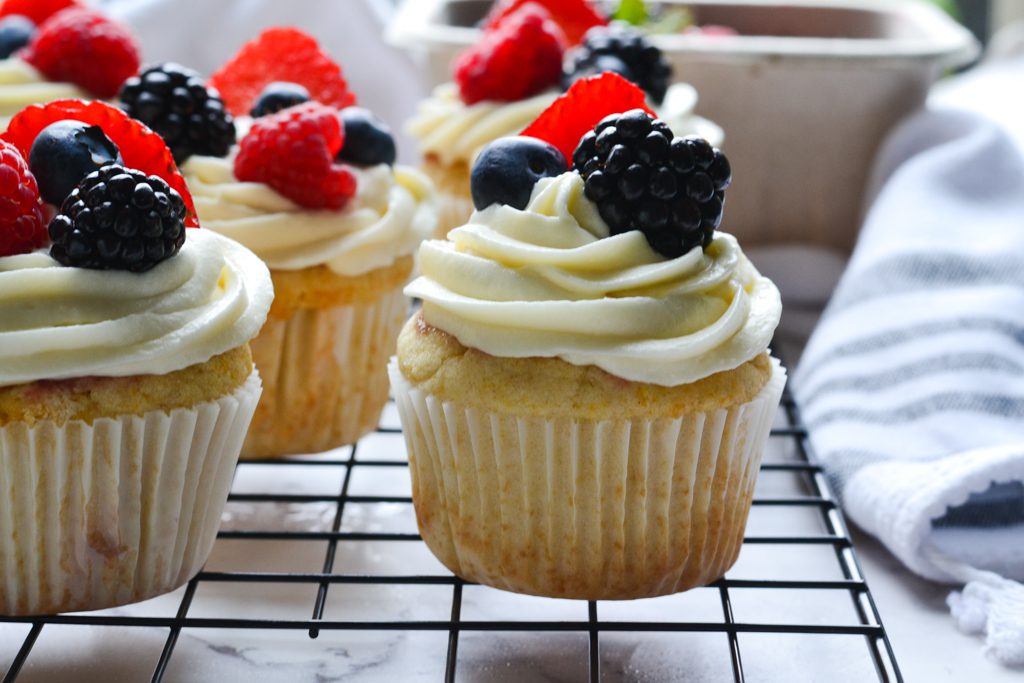 berry Chantilly cupcakes