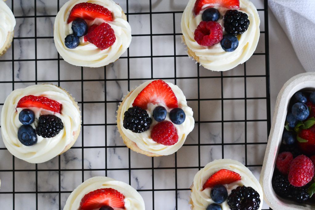 berry Chantilly cupcakes